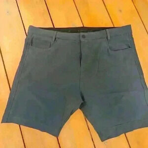 NWT Kyodan Men’s Pro Series Golf  Shorts - size 38 NWT